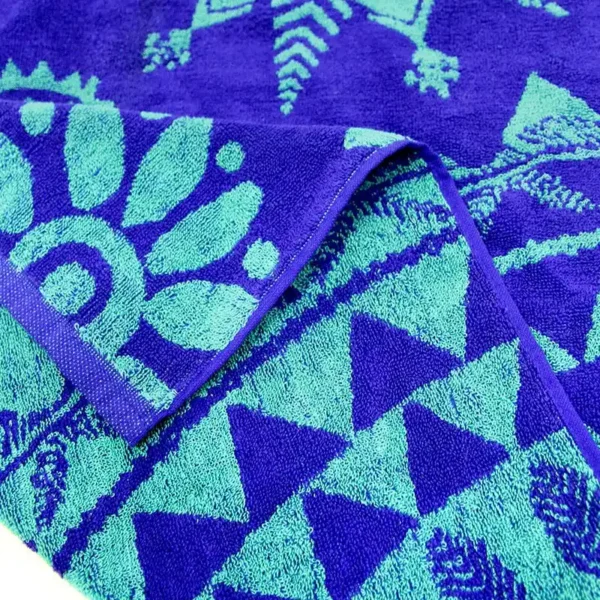 Luxury Jacquard Logo Beach Towel With Woven Pattern