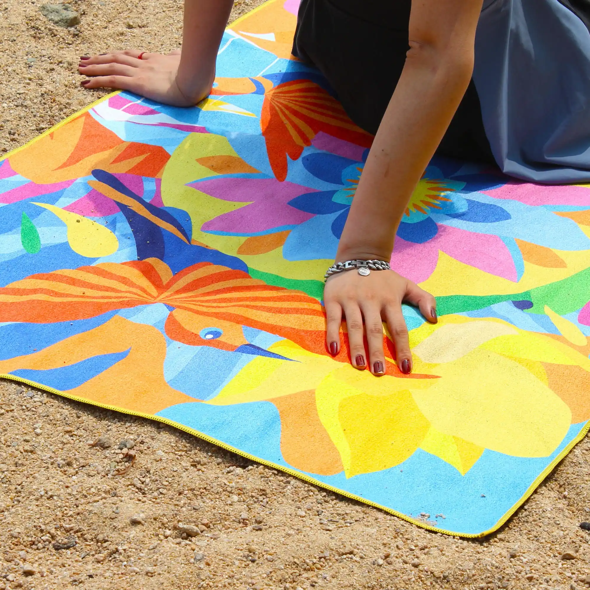Private Label Beach Towels: OEM/ODM Sourcing Guide (MOQ, Lead Time, QC & Packaging) 3 Private Label Beach Towels OEMODM Sourcing Guide (MOQ, Lead Time, QC & Packaging)