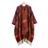 Poncho de rizo con ribete de contraste