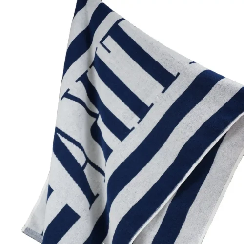 Two-Tone Jacquard Beach Towel With Premium Texture